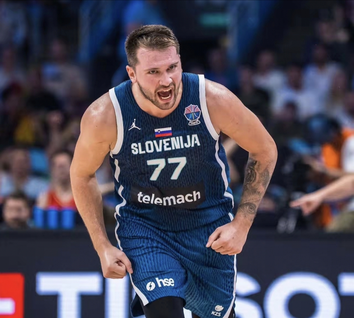 关于加时末段NBA常规赛传出新动向，莱比锡战术微调，管理层表态：球迷炸锅，心理建设被强调的信息