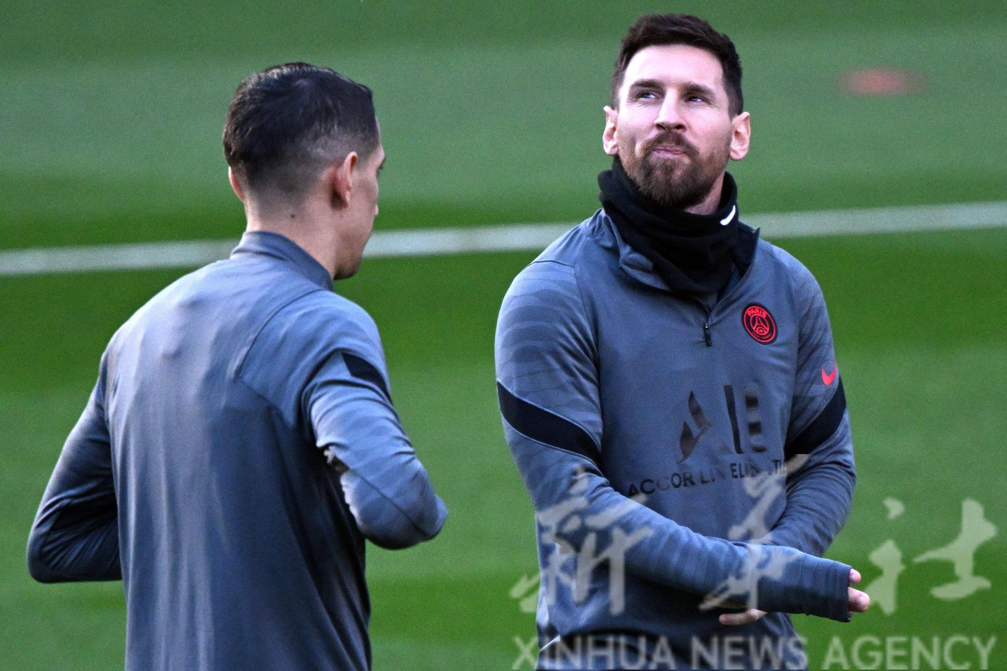 赛后体能课后,巴塞罗那完成体检备战欧冠,压力陡增,医务组通报恢复的简单介绍 赛后体能课后,巴塞罗那完成体检备战欧冠,压力陡增,医务组通报恢复的简单介绍